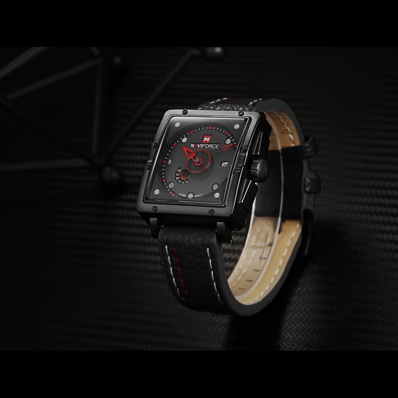 Watch (New with tag 🏷 and box) - Picture 7 of 8